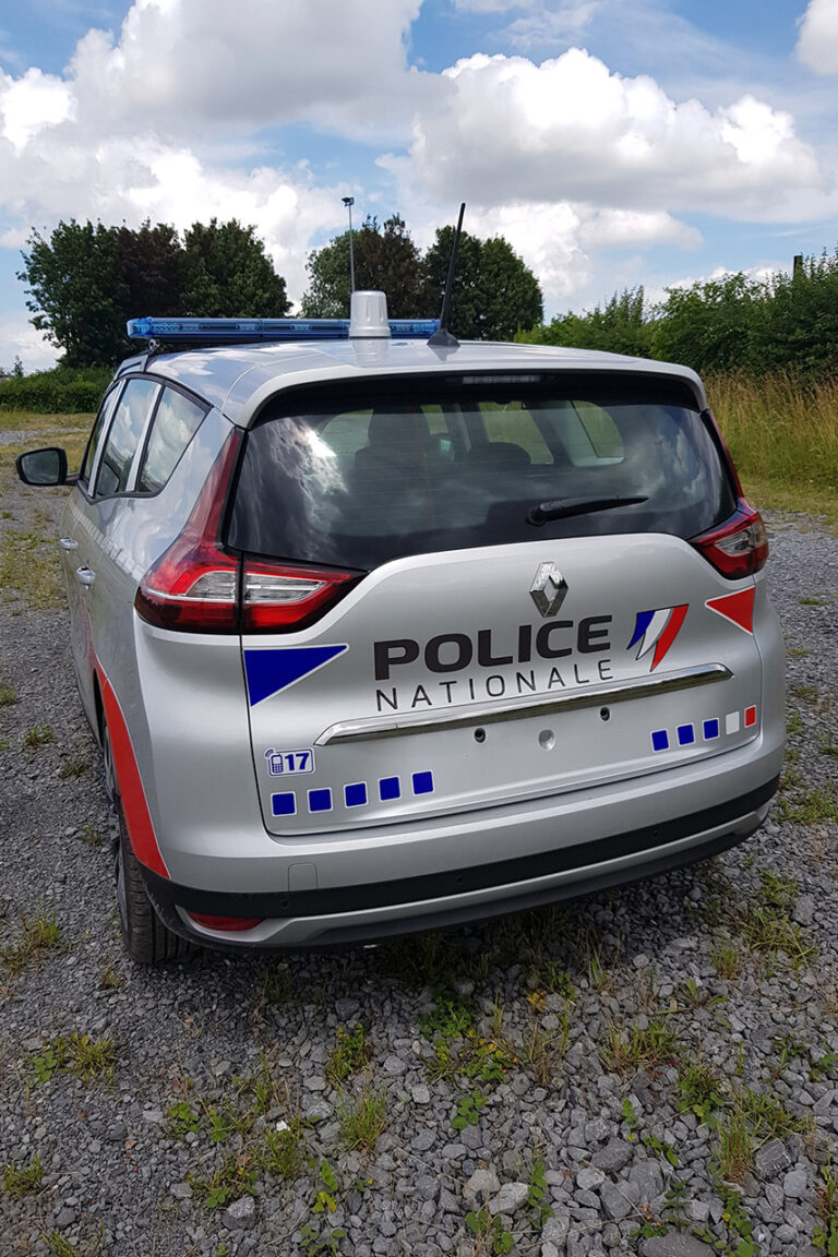 renault-grand-scenic-police-durisotti-6