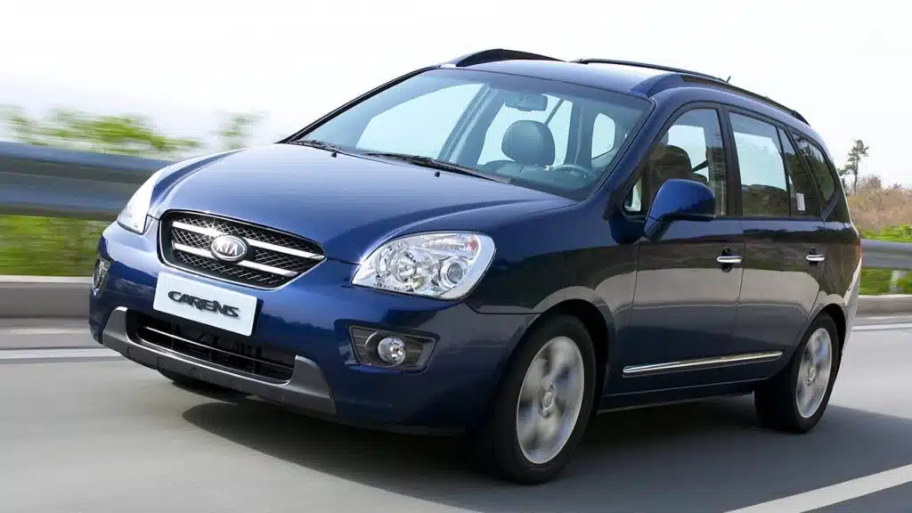 Kia Carens (2009 – 2012)