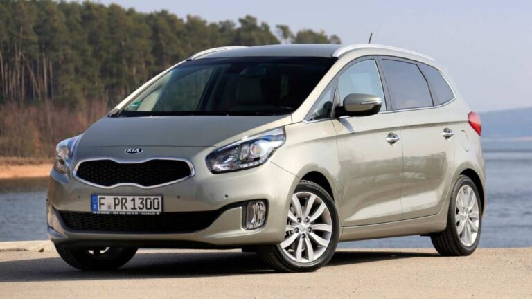 Kia Carens (2012 – 2018)